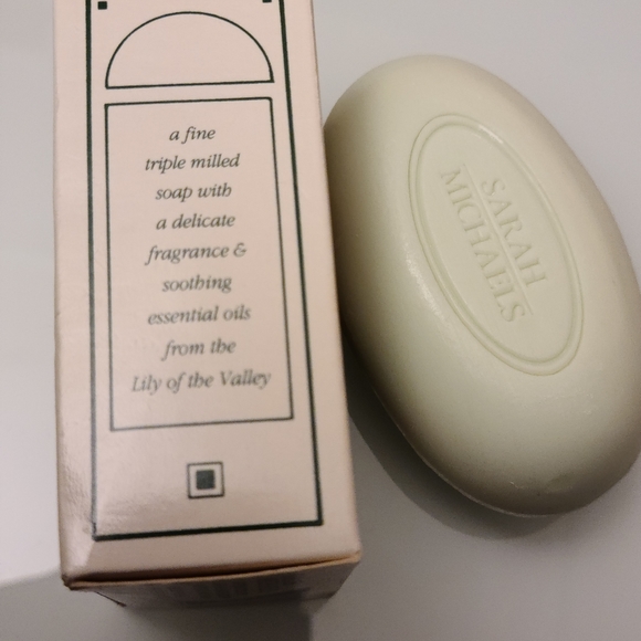 Sarah Michaels Lily of the Valley Bath Bar Soap VTG - Picture 2 of 2